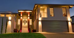 Villa 4445 Lamont St San Diego, CA 92109