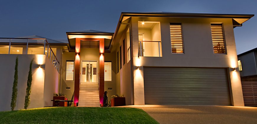 Villa 4445 Lamont St San Diego, CA 92109