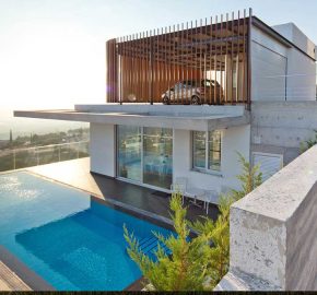 Luxury Villa In Apartment